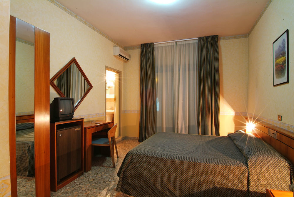 Hotel Ristorante La Campagnola Cassino Eksteriør billede
