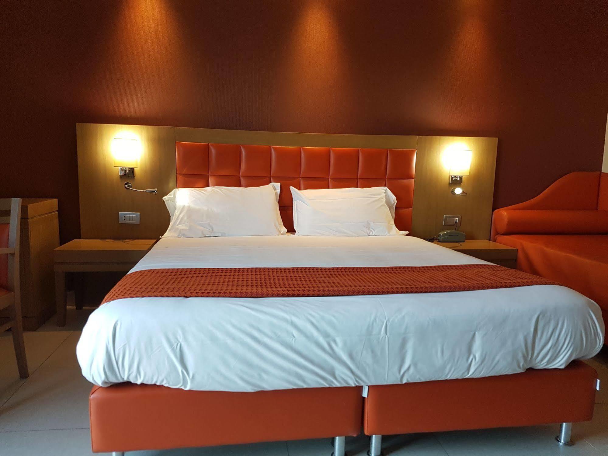 Hotel Ristorante La Campagnola Cassino Eksteriør billede