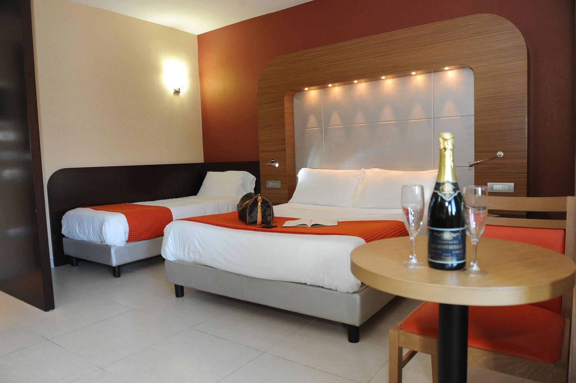 Hotel Ristorante La Campagnola Cassino Eksteriør billede